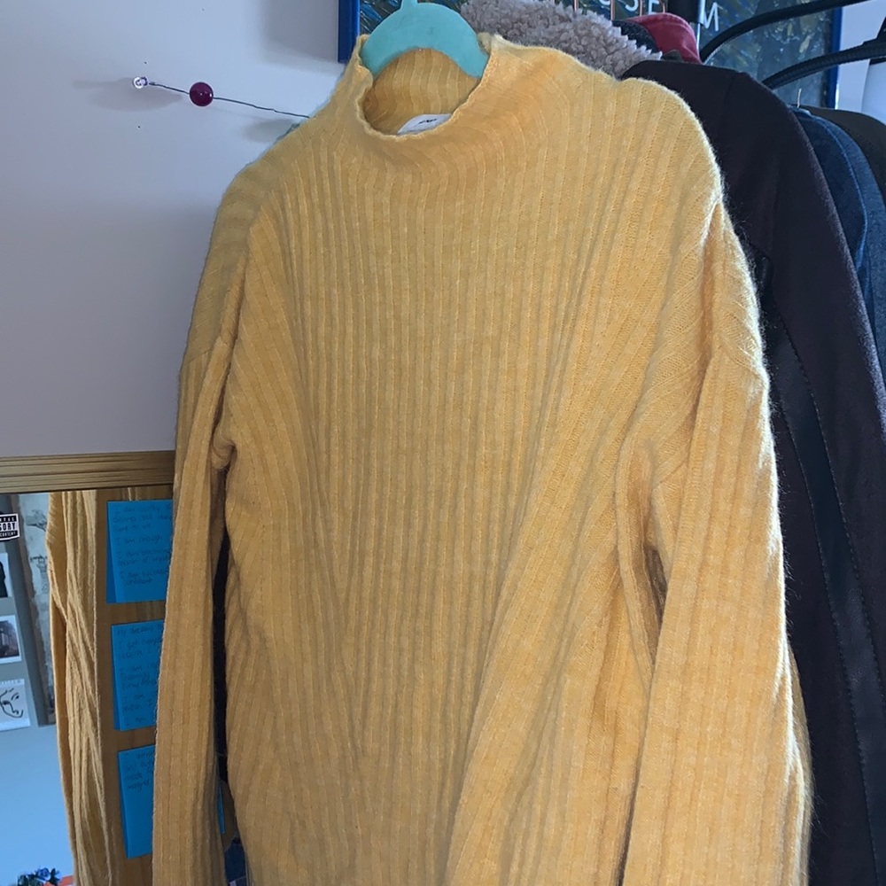 Old Navy Long Sleeved Yellow Mock neck Sweater